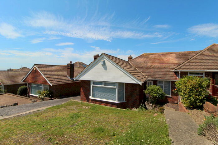 3 Bedroom Bungalow To Rent In Wilson Avenue, Brighton, BN2
