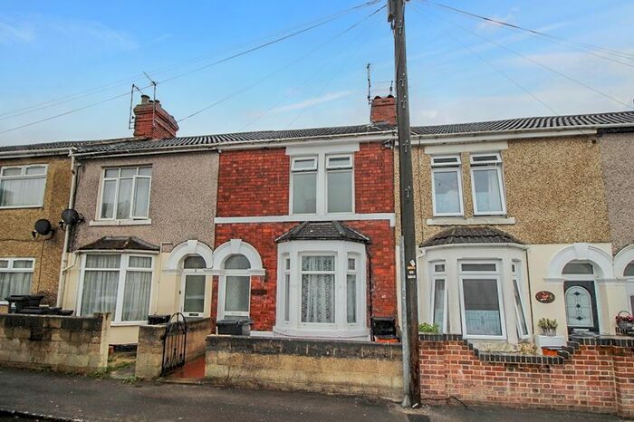 3 Bedroom Terraced House To Rent In Groves Street, Swindon SN2