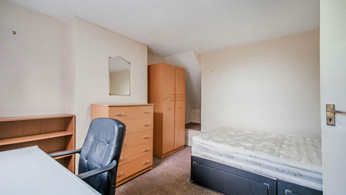 5 Bedroom Terraced House To Rent In Alton Road, Selly Oak, Birmingham, B29