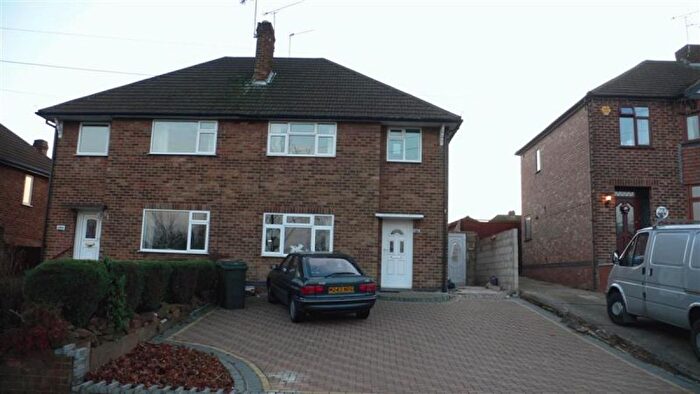 3 Bedroom Semi Detached House To Rent In Kenpas Highway, Coventry, CV3