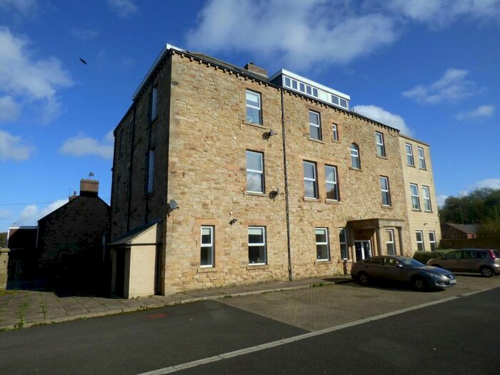 2 Bedroom Flat To Rent In Park Road, Blackhill, Consett, Durham, DH8