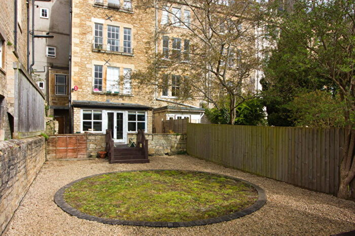 1 Bedroom Flat For Sale In Kensington Place, Bath, BA1