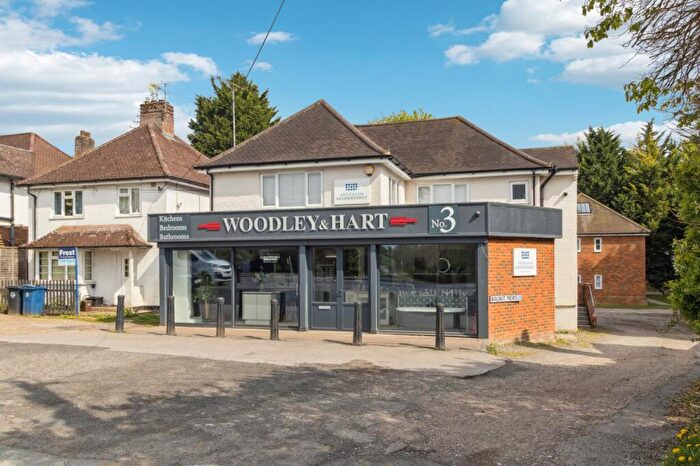 2 Bedroom Maisonette For Sale In Station Road, Amersham, Bucks, HP7