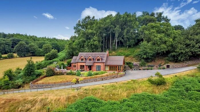 4 Bedroom Detached House For Sale In Greendale, Oakamoor, ST10