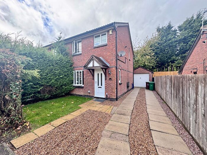 3 Bedroom House To Rent In Callaway Close, Wollaton, NG8