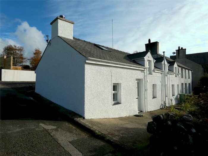 3 Bedroom Semi-Detached House To Rent In Nasareth, Caernarfon, Gwynedd, LL54