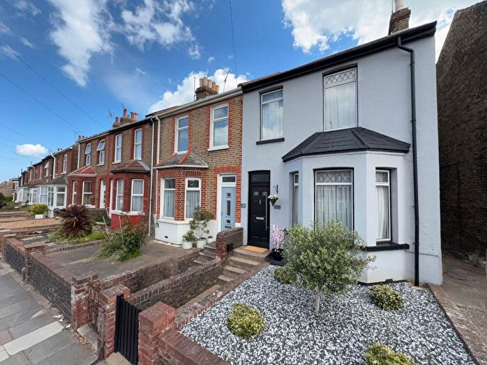 3 Bedroom Terraced House For Sale In Ramsgate Road, Margate, CT9