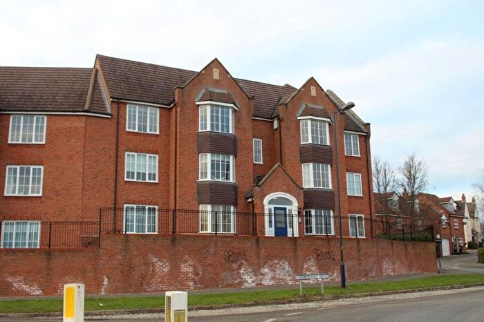 2 Bedroom Flat To Rent In Farnborough Drive, Daventry, NN11