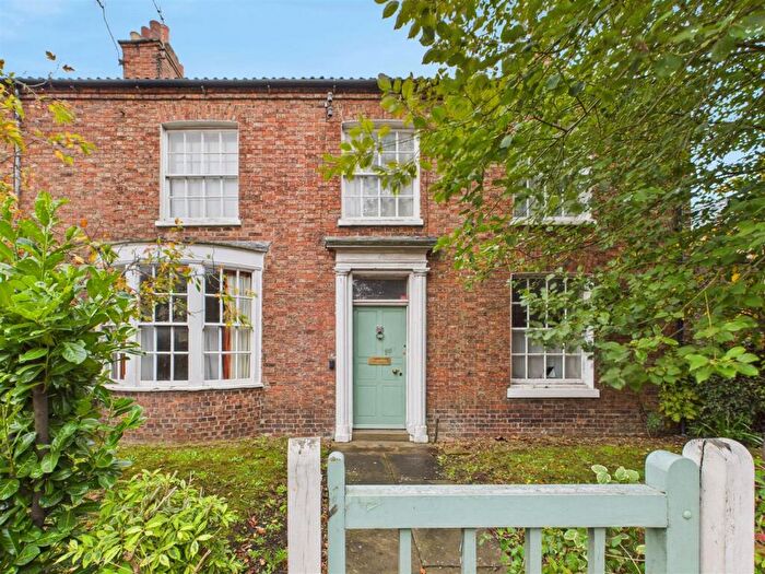 4 Bedroom Terraced House For Sale In East Street, Horncastle, LN9