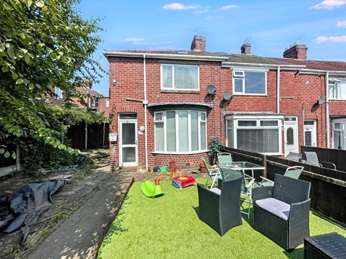 2 Bedroom End Terrace House To Rent In Hudson Avenue, Horden, Peterlee, SR8