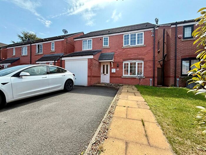 4 Bedroom House To Rent In Storey Road, Disley, Stockport, SK12