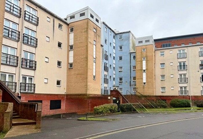 2 Bedroom Flat To Rent In White Star Place, Southampton, SO14