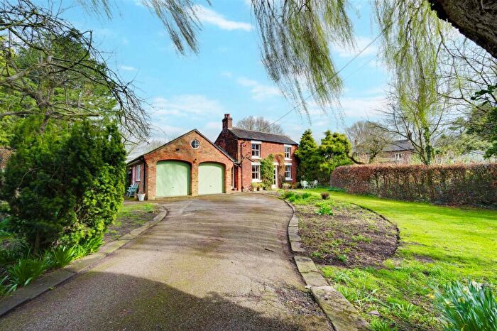 3 Bedroom Character Property For Sale In Martins Moss Lane, Smallwood, Sandbach, CW11