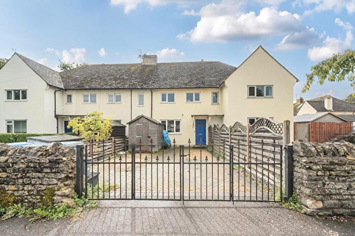 3 Bedroom Terraced House For Sale In Witney, Oxfordshire, OX28