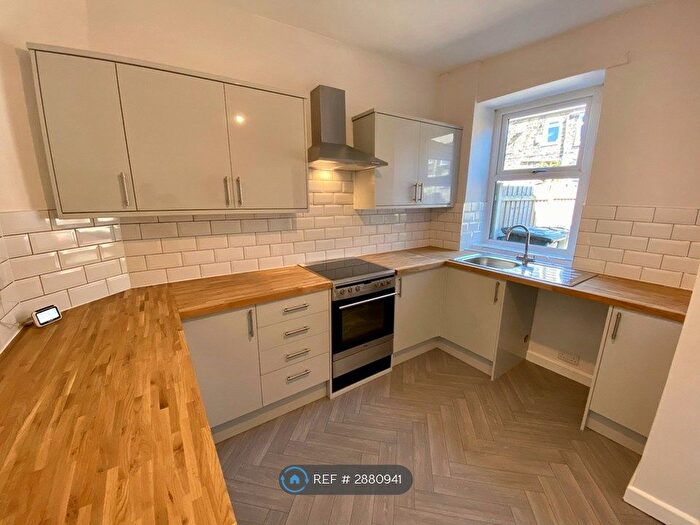 3 Bedroom Terraced House To Rent In Turner Street, Barnsley, S72
