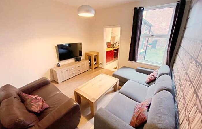 3 Bedroom House To Rent In Charlotte Road, Sheffield, S1