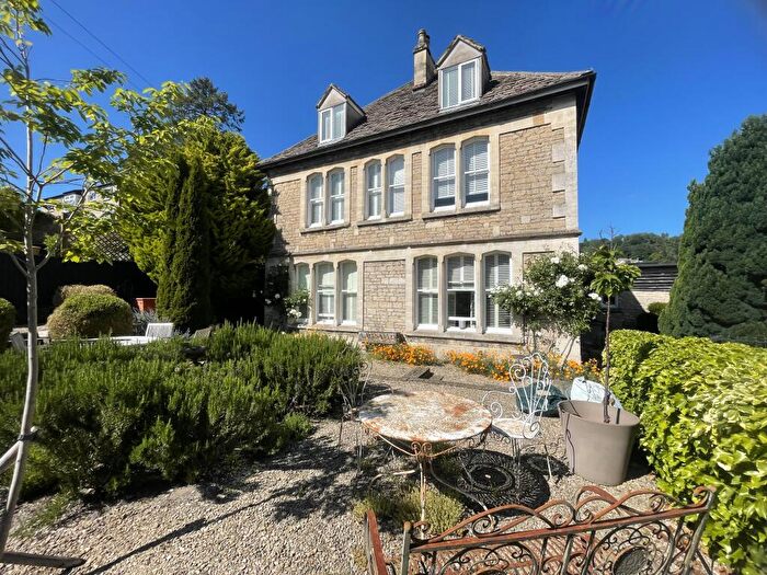 6 Bedroom Detached House For Sale In Cossack Square, Nailsworth, GL6