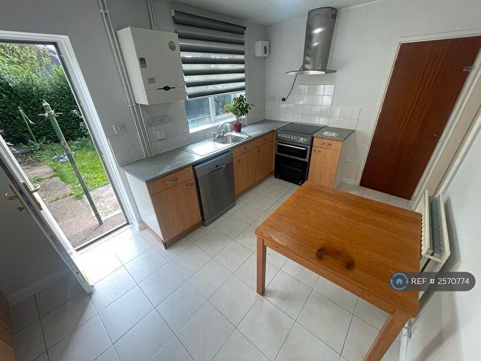 2 Bedroom Semi-Detached House To Rent In Warton Avenue, Nottingham, NG3