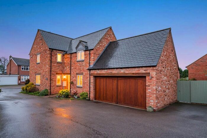 4 Bedroom Villa For Sale In Main Street, Frolesworth, Lutterworth LE17