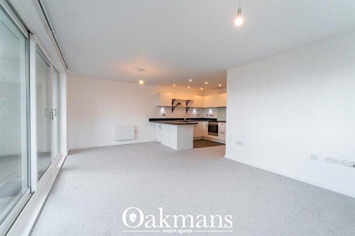 2 Bedroom Apartment For Sale In Bell Barn Road, Birmingham, B15