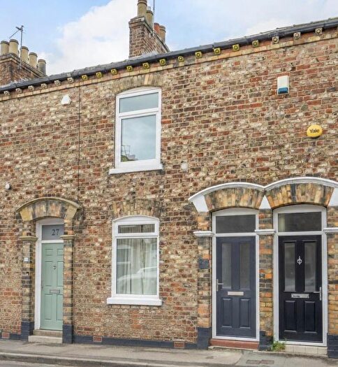2 Bedroom Terraced House For Sale In Newborough Street, York, YO30
