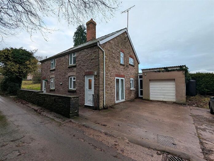 3 Bedroom Detached House To Rent In Peterchurch, Hereford, HR2