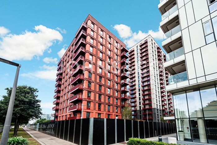 Studio To Rent In Peninsula Gardens, Greenwich Peninsula, London, SE10
