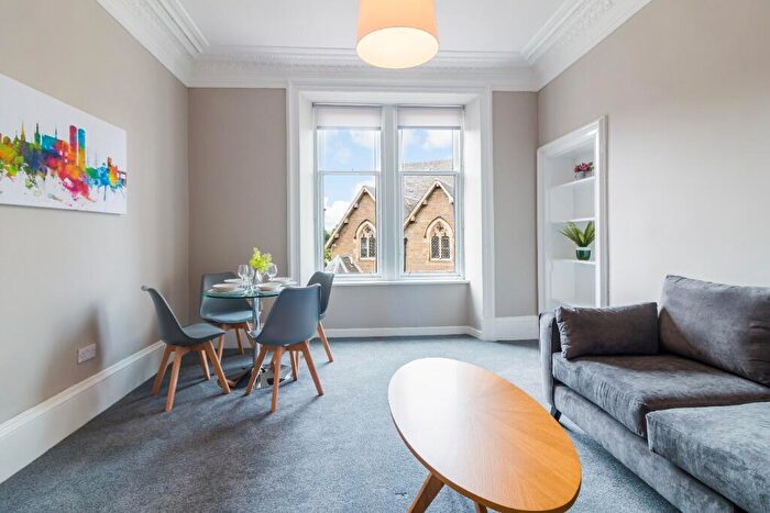 2 Bedroom Flat To Rent In Albert Street, Stobswell, Dundee, DD4