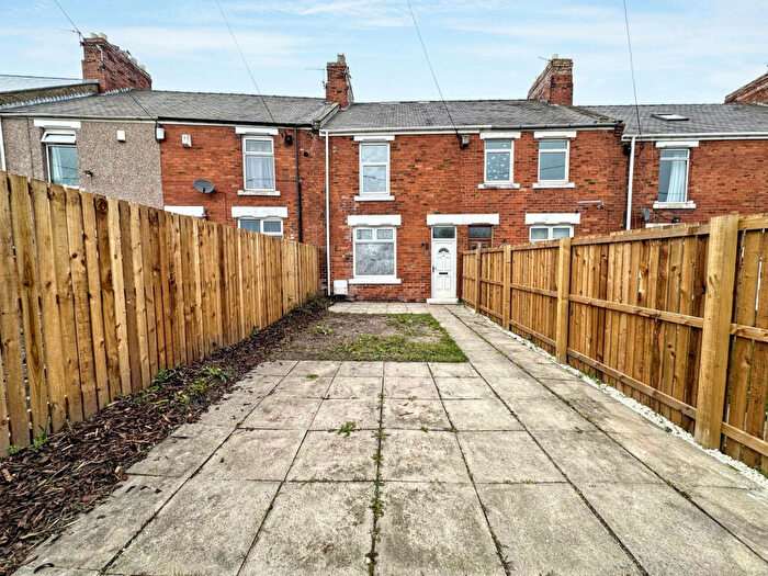 3 Bedroom Terraced House For Sale In South View, Shiney Row, Houghton Le Spring, Tyne And Wear, DH4