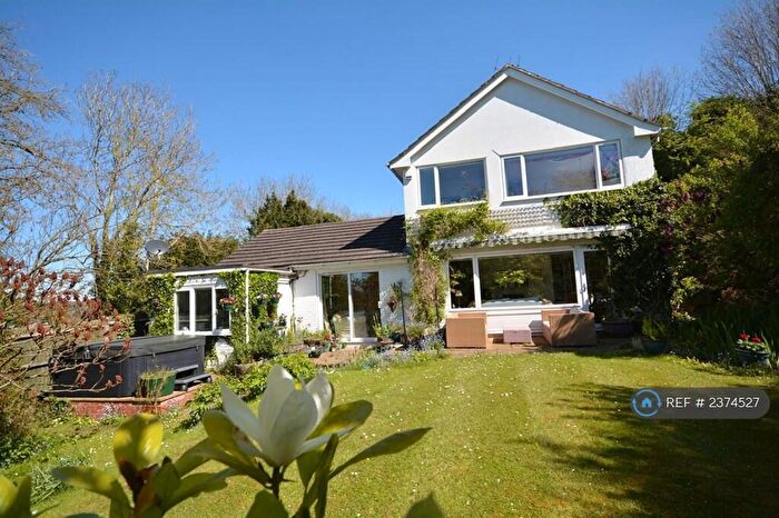 4 Bedroom Detached House To Rent In White Hill, Chesham, HP5