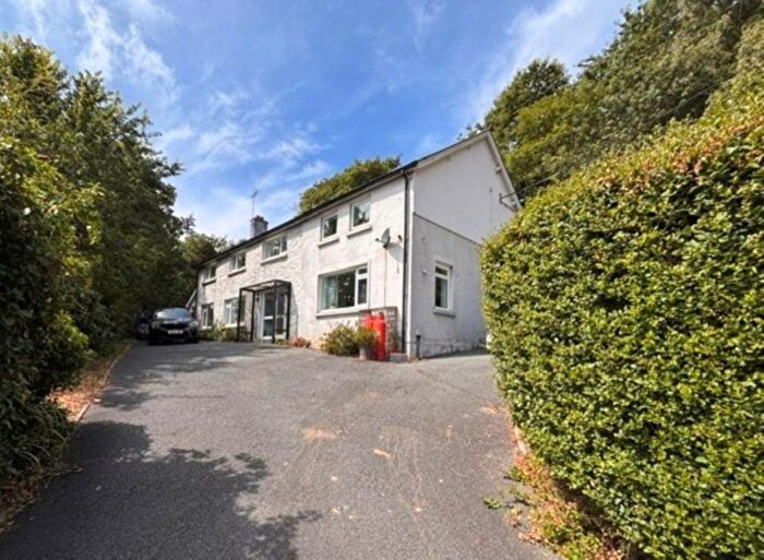 4 Bedroom Property For Sale In Dorglwyd, Comins Coch, SY23