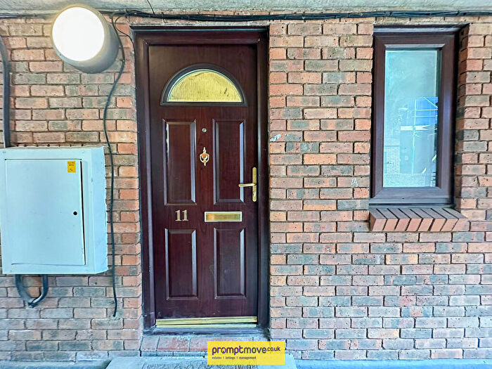 1 Bedroom Flat To Rent In Hilltop Court, Downs Road Luton, LU1