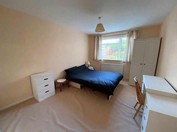 2 Bedroom Detached Bungalow For Sale In Beverley Way, Malvern, WR14