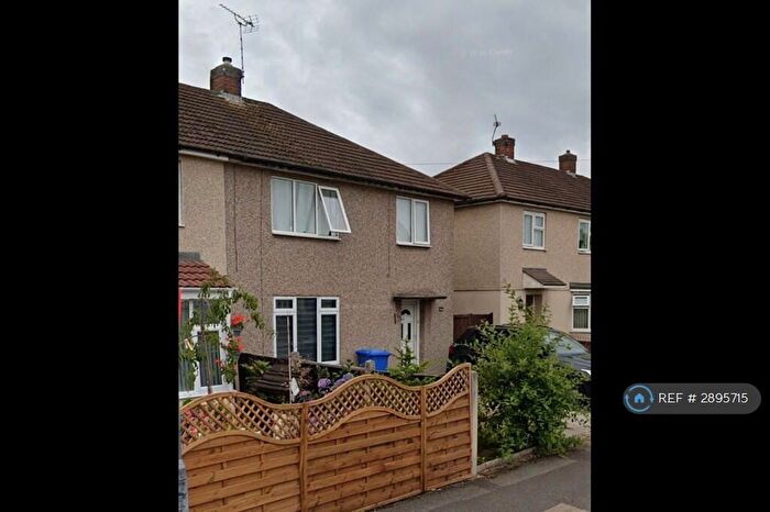 3 Bedroom Semi Detached House To Rent In Collingham Gardens, Derby, DE22