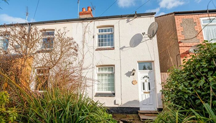 2 Bedroom End Of Terrace House For Sale In Newton Cross Lane, CH48