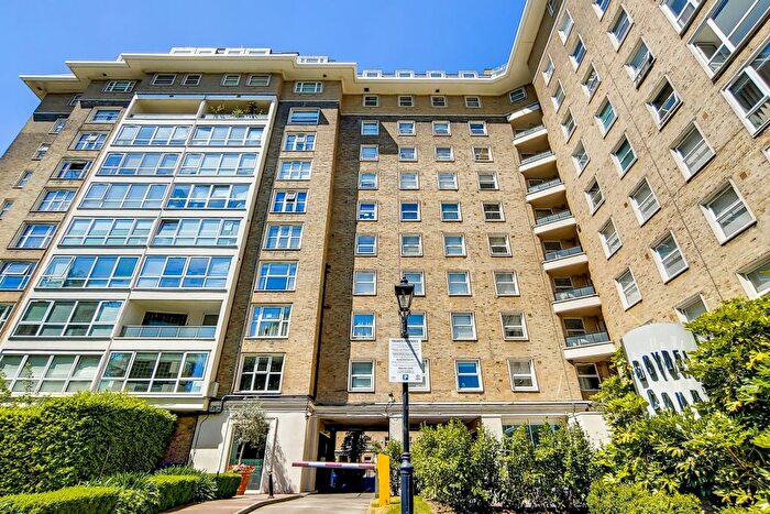 3 Bedroom Flat To Rent In St. Johns Wood Park, London, NW8