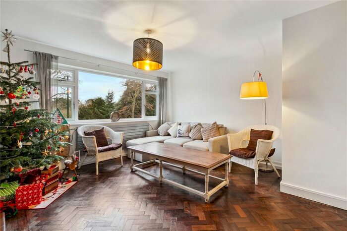 3 Bedroom Flat To Rent In Chatterton Court, Eversfield Road, Richmond, Surrey, TW9