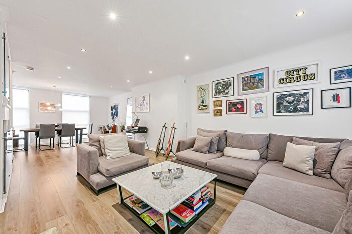 4 Bedroom Town House For Sale In Huson Close, Belsize Park, NW3
