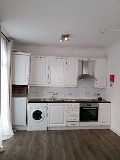 1 Bedroom Flat To Rent In Camden Road, Camden, NW1