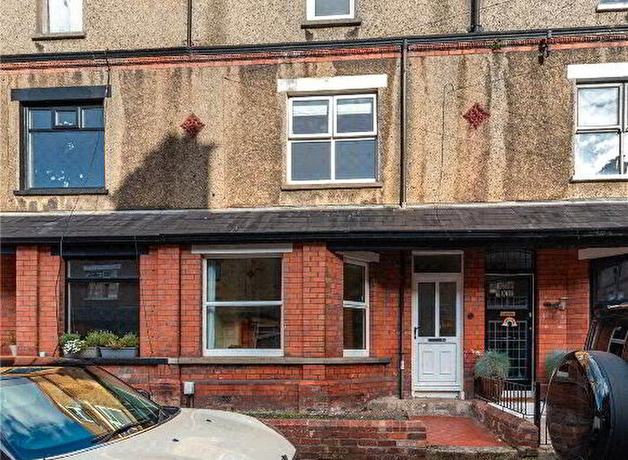 5 Bedroom Terrace House For Sale In Licensed Hmo @, Sydenham Drive, Belfast, BT4
