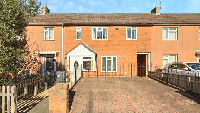 4 Bedroom Terraced House For Sale In Broomhill Road, Brislington, Bristol, BS4