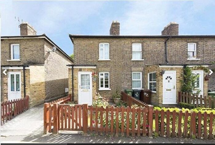 2 Bedroom Terraced House To Rent In Scottes Lane, Dagenham, Essex, RM8