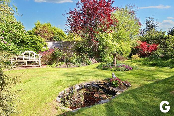 3 Bedroom Bungalow For Sale In Clough Lane, Burley, Ringwood, Hampshire, BH24