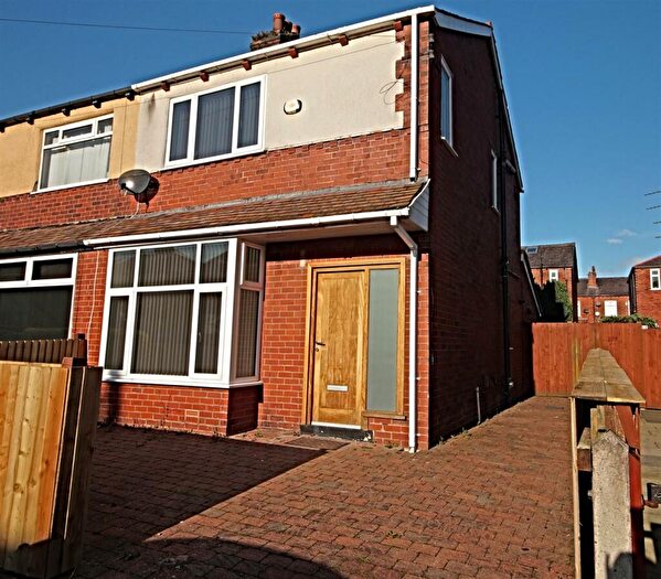 3 Bedroom Semi-Detached House To Rent In Turner Bridge Road, Bolton, BL2