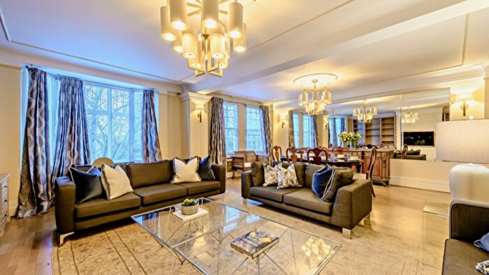 4 Bedroom Flat To Rent In Park Road, London, NW8