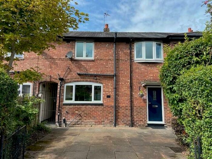 3 Bedroom Terraced House To Rent In Ainsford Road, Ladybarn, Manchester, M20