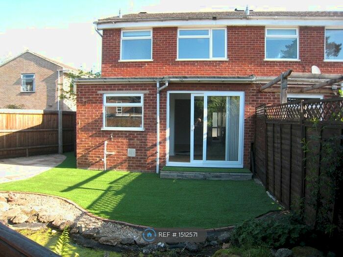 3 Bedroom Semi-Detached House To Rent In Winterborne Road, Abingdon, OX14