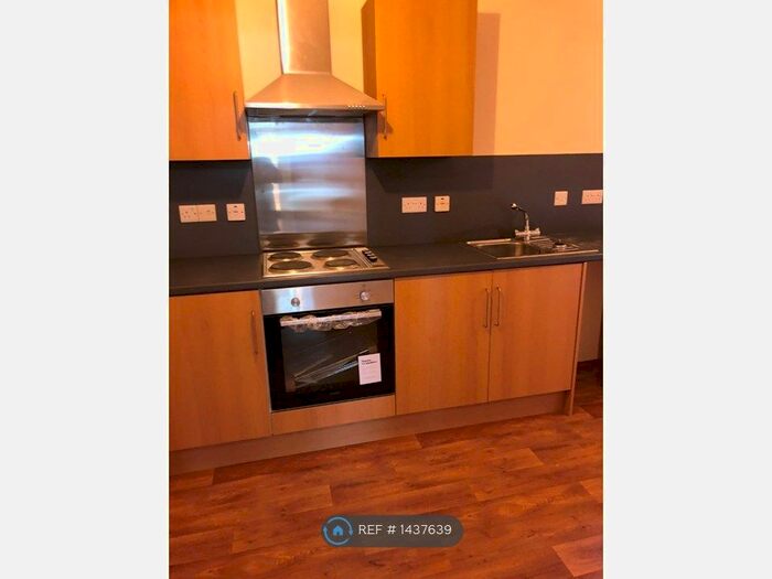 1 Bedroom Flat To Rent In Courtybella Terrace, Newport, NP20