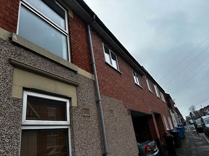 2 Bedroom Flat To Rent In Lindsay Street, Kettering, NN16