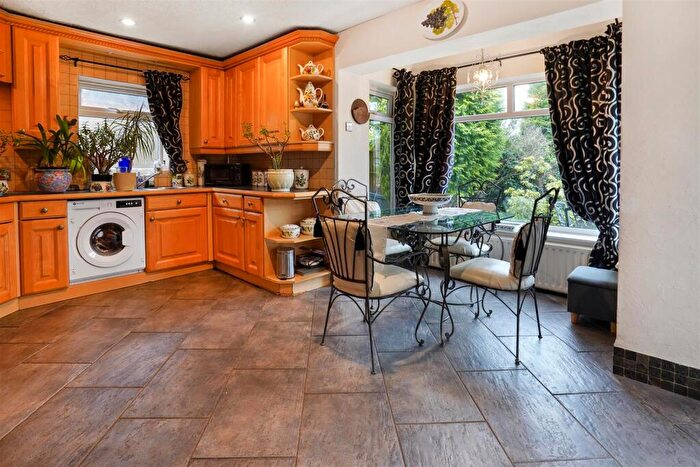 2 Bedroom Detached Bungalow For Sale In St. Catherines Avenue, Market Bosworth, CV13